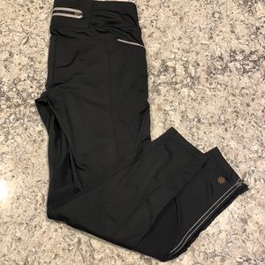 ATHLETA outdoor leggings ,size large